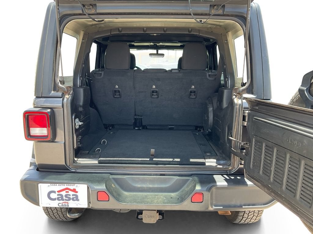 2023 Jeep Wrangler 4-Door Sahara - Photo 13