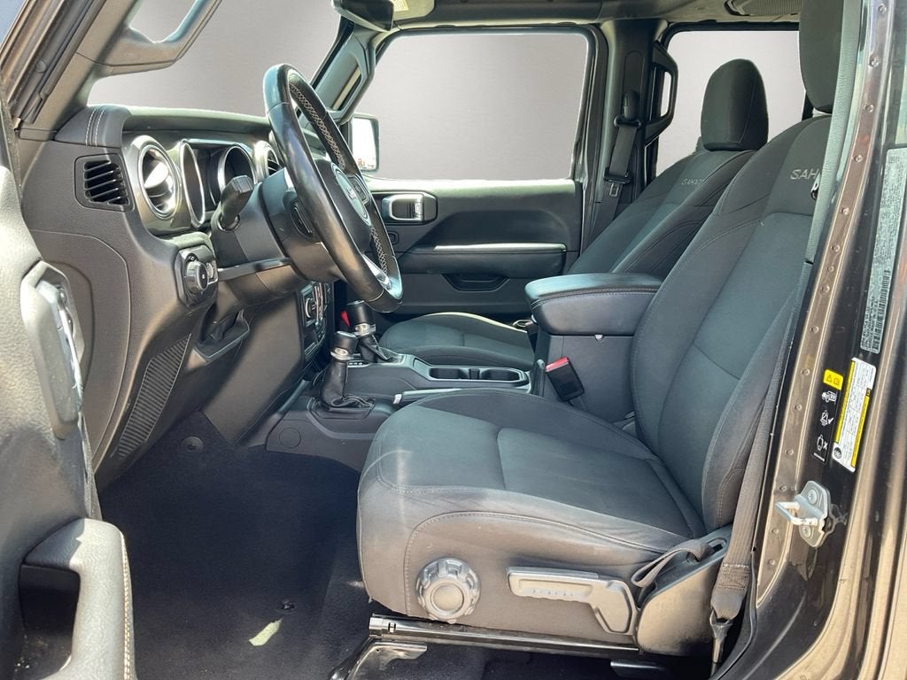 2023 Jeep Wrangler 4-Door Sahara - Photo 7