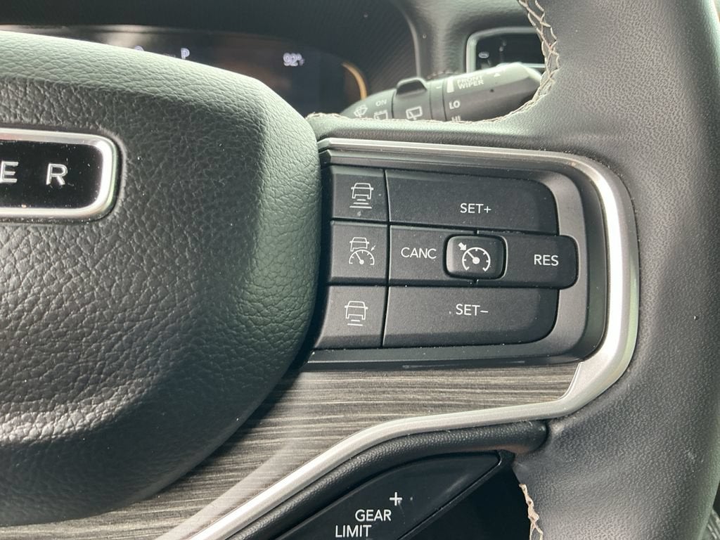 2024 Jeep Wagoneer L Series III