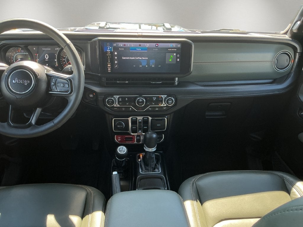 2025 Jeep Gladiator Mojave X