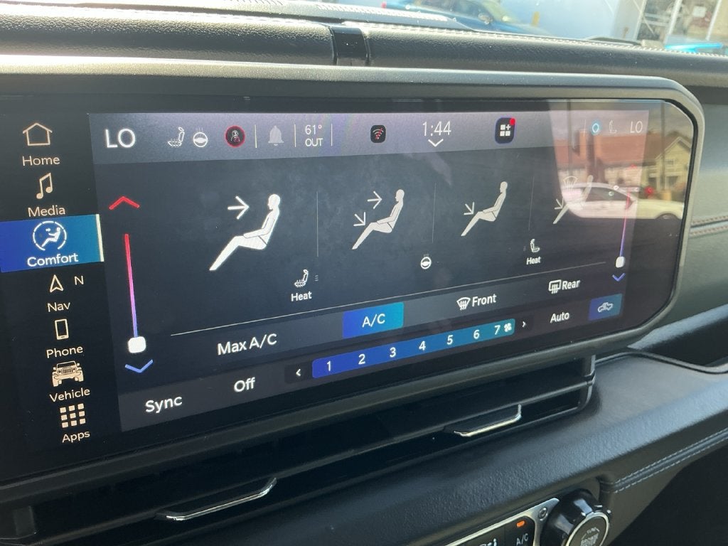 2025 Jeep Gladiator Mojave X
