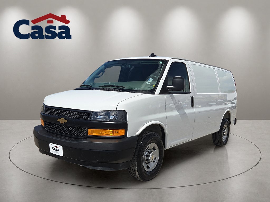 2025 Chevrolet Express Cargo WT
