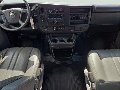2025 Chevrolet Express Cargo WT
