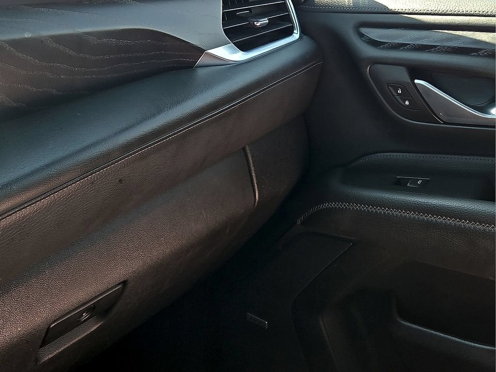 2024 GMC Yukon Denali - Photo 15