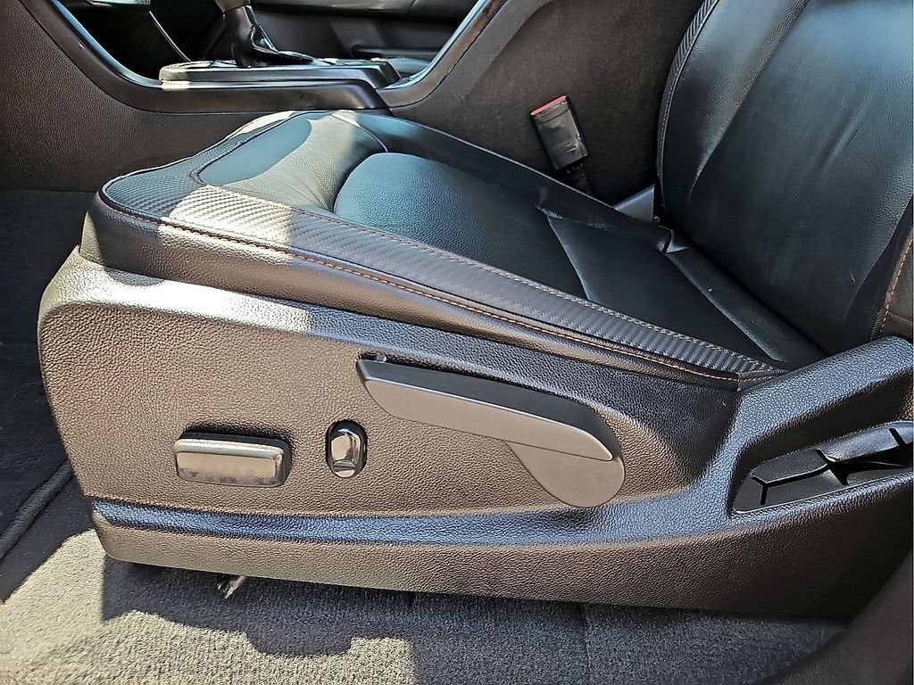 2021 GMC Canyon 4WD AT4 w/Leather