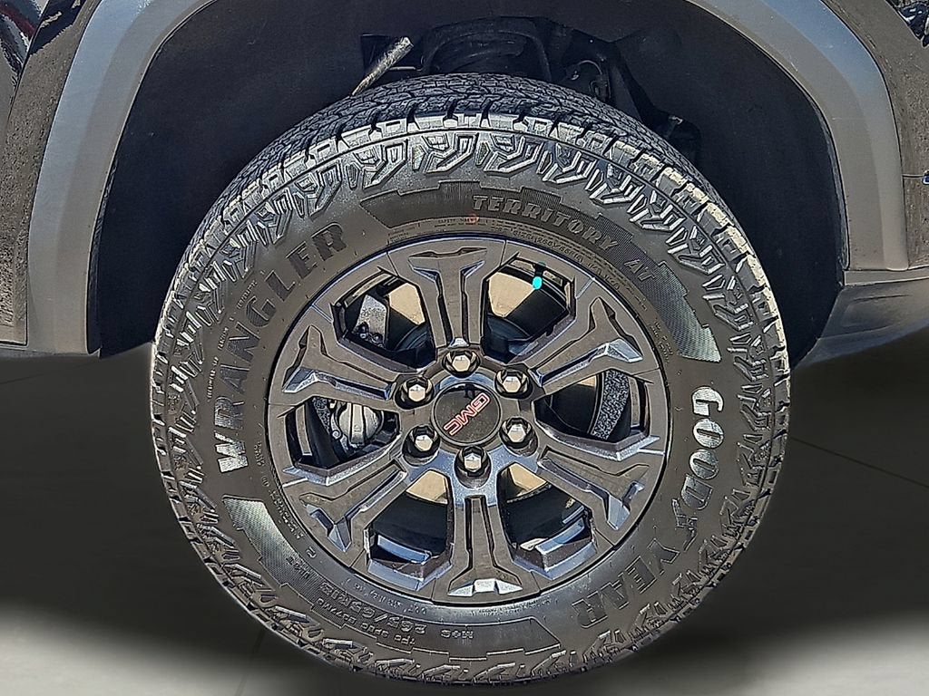 2025 GMC Canyon Elevation