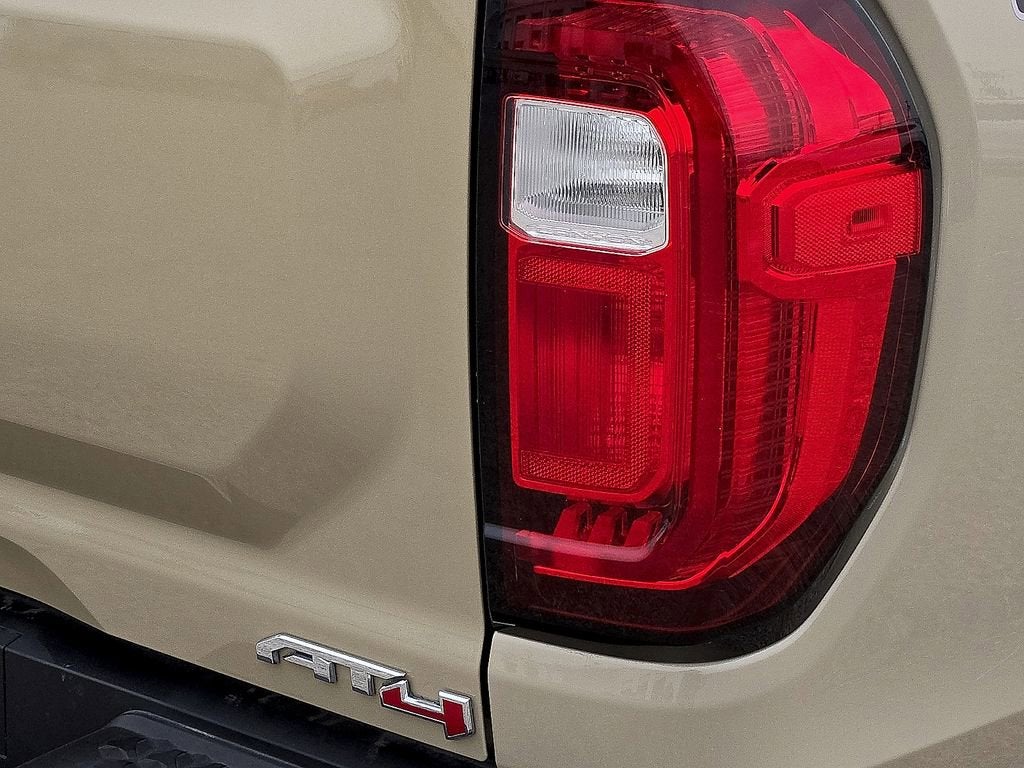 2024 GMC Canyon AT4