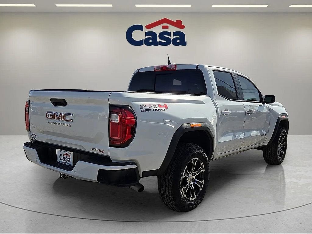 2024 GMC Canyon AT4