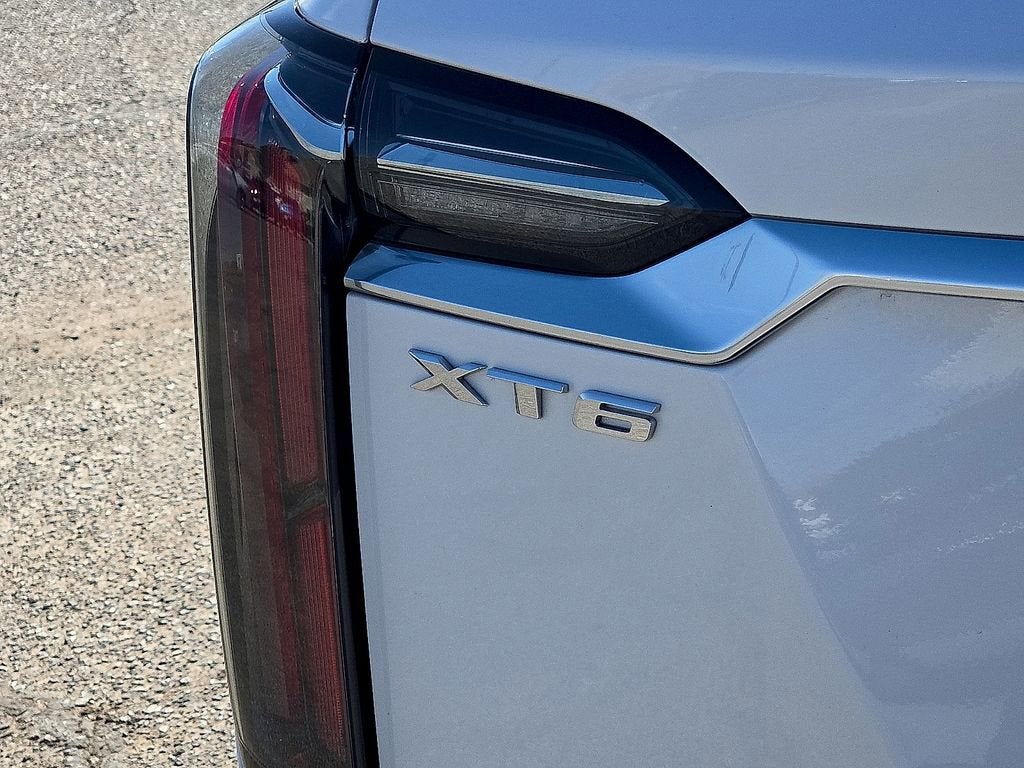 2025 Cadillac XT6 Sport