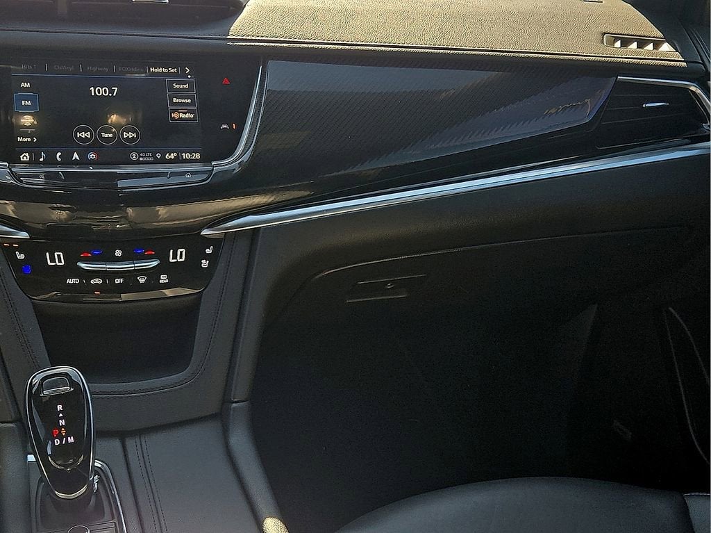 2025 Cadillac XT6 Sport