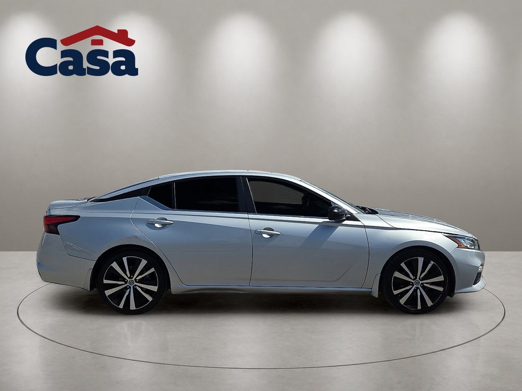 2022 Nissan Altima SR - Photo 6