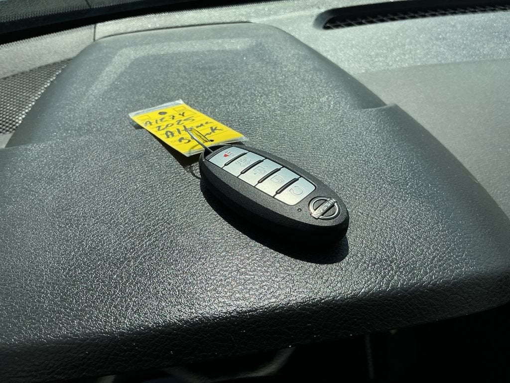 2025 Nissan Altima SV