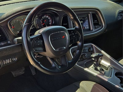 2022 Dodge Challenger SXT