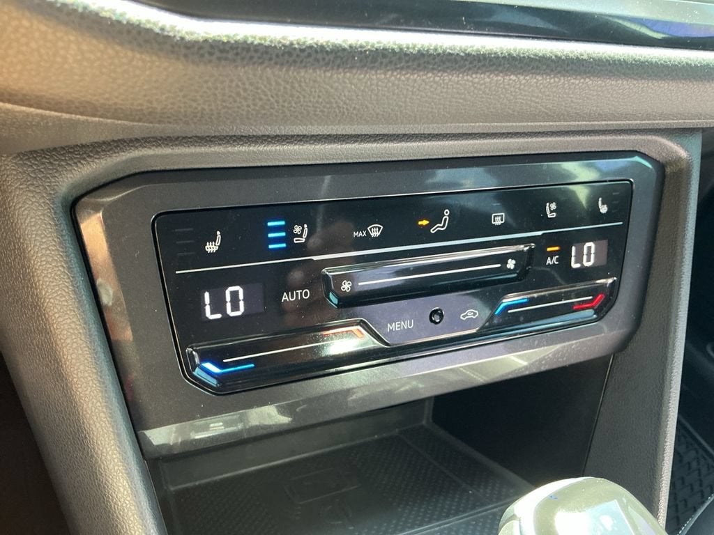 2024 Volkswagen Tiguan SEL R-Line