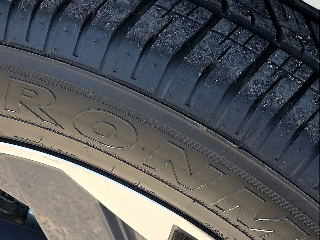 2025 Nissan Rogue SV - Photo 18