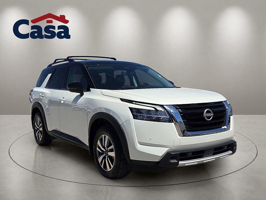 2024 Nissan Pathfinder SL