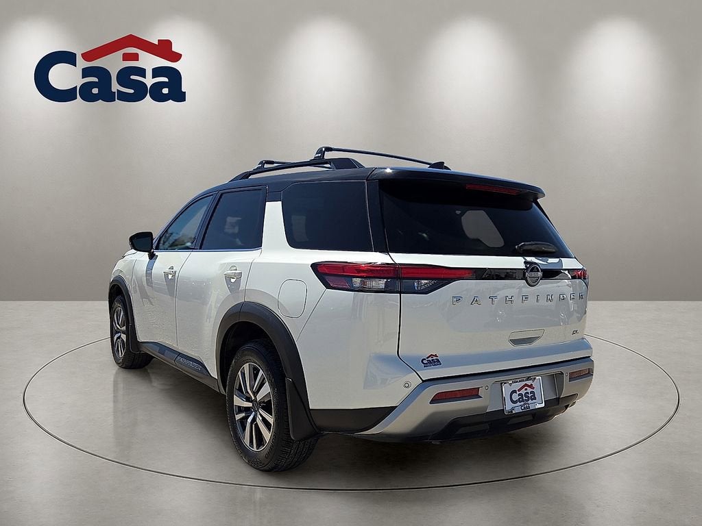 2024 Nissan Pathfinder SL