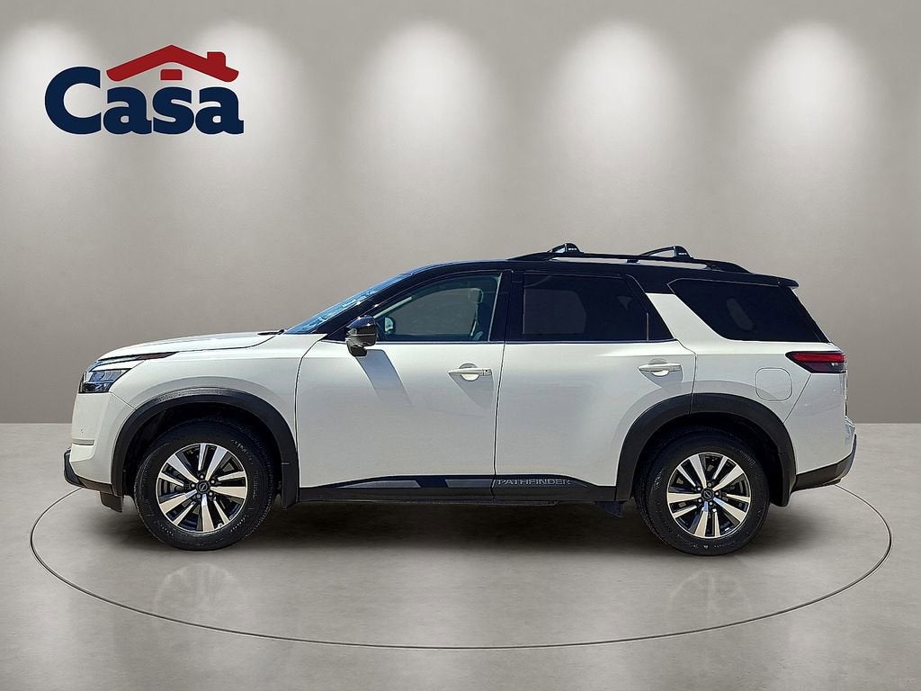 2024 Nissan Pathfinder SL