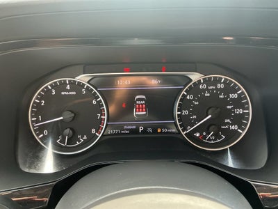 2025 Nissan Pathfinder SL