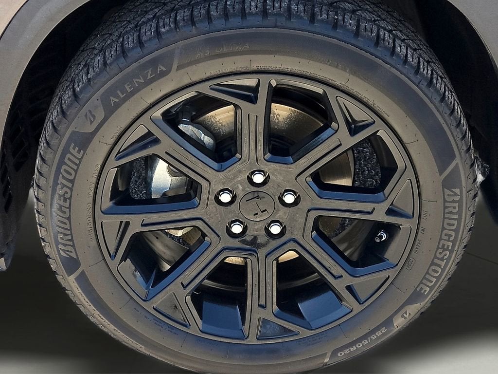 2023 Toyota Highlander LE - Photo 17