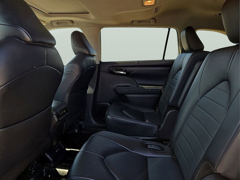 2024 Toyota Highlander XLE - Photo 19