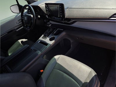 2021 Toyota Sienna XSE