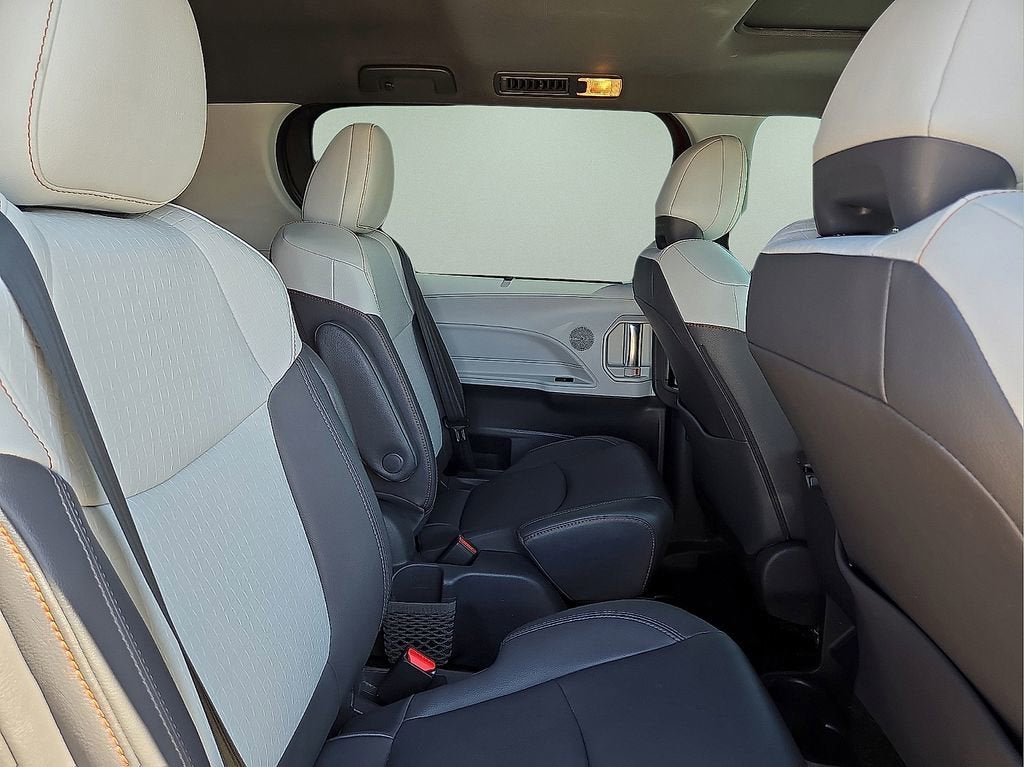 2021 Toyota Sienna XSE