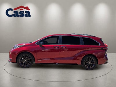 2021 Toyota Sienna XSE