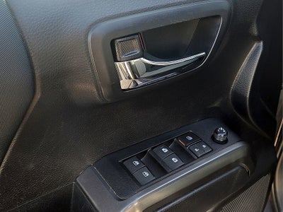 2020 Toyota Tacoma 2WD SR5