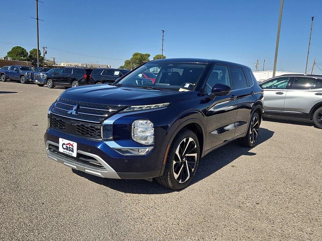 2024 Mitsubishi Outlander SE