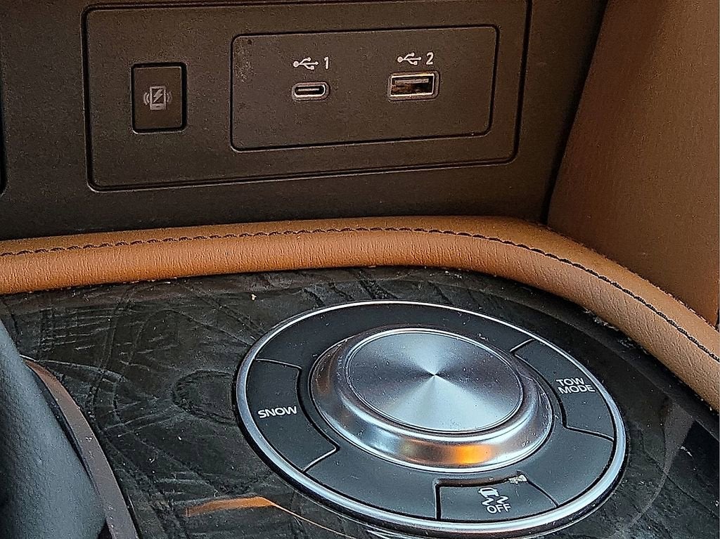 2023 INFINITI QX80 SENSORY