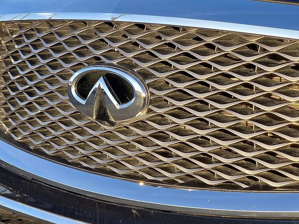 2023 INFINITI QX80 SENSORY