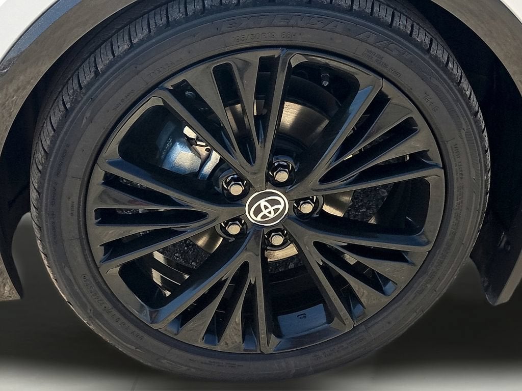 2025 Toyota Prius Nightshade - Photo 17
