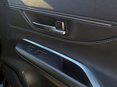 2022 Toyota Venza LE