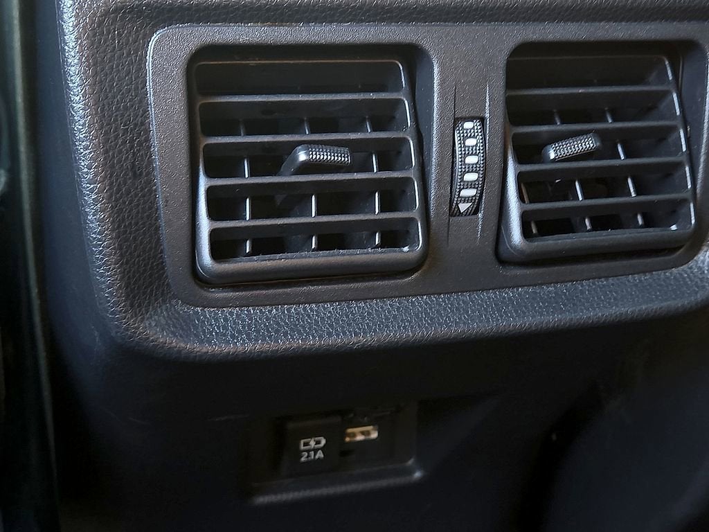 2022 Toyota Venza LE