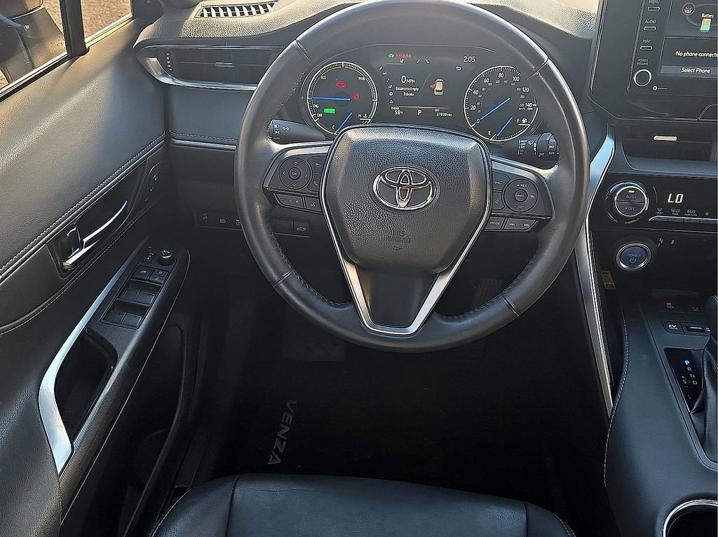 2022 Toyota Venza LE