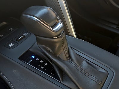 2022 Toyota Venza LE