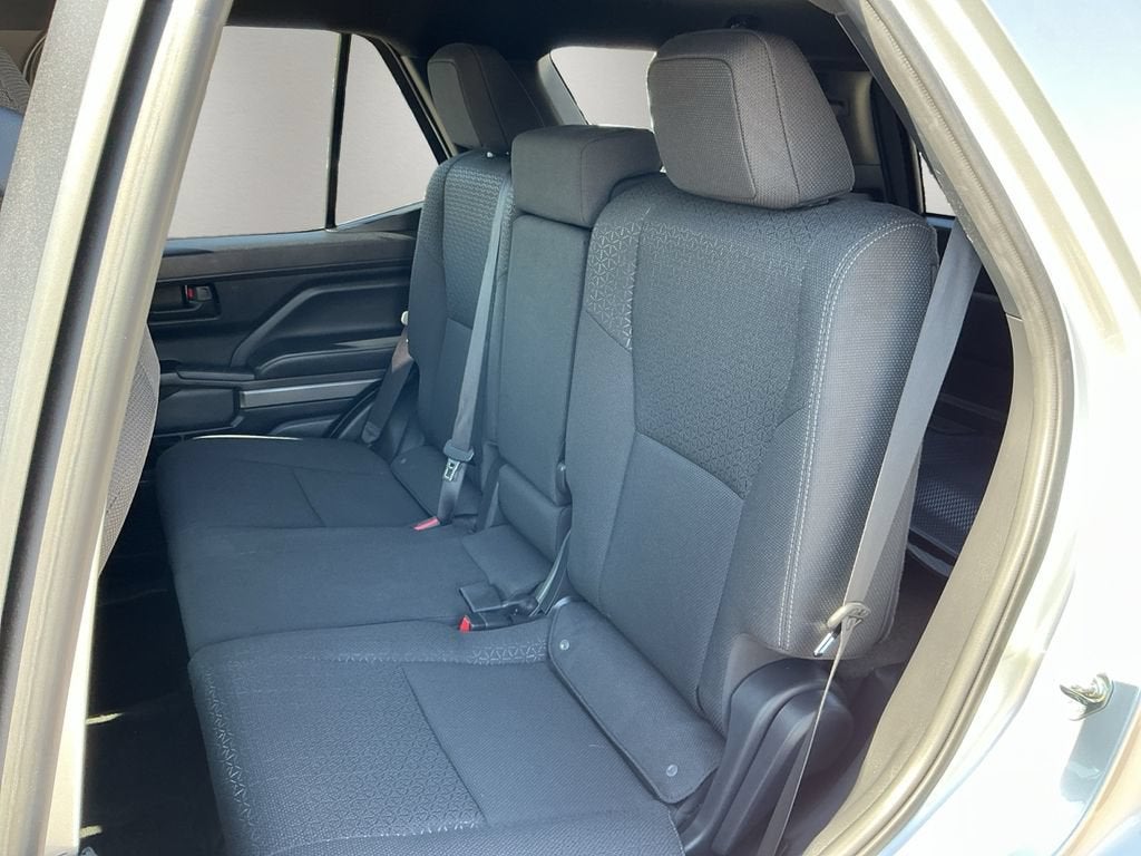2025 Toyota 4Runner SR5 - Photo 14
