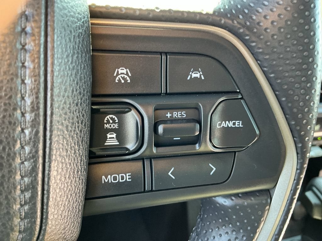 2025 Toyota 4Runner SR5 - Photo 16