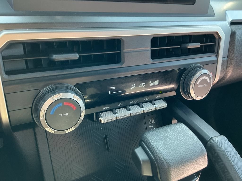 2025 Toyota 4Runner SR5 - Photo 17