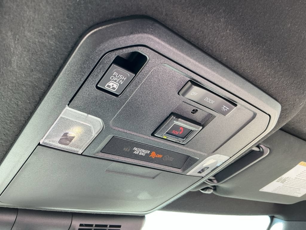 2025 Toyota 4Runner SR5 - Photo 25
