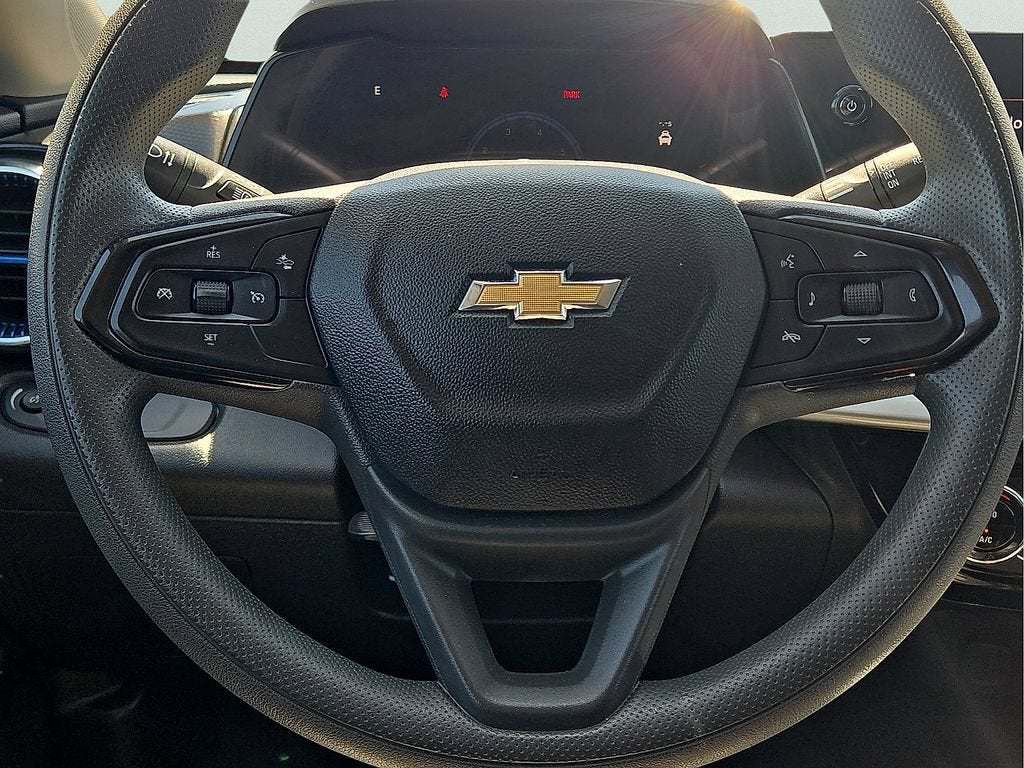 2025 Chevrolet Trax LT - Photo 10