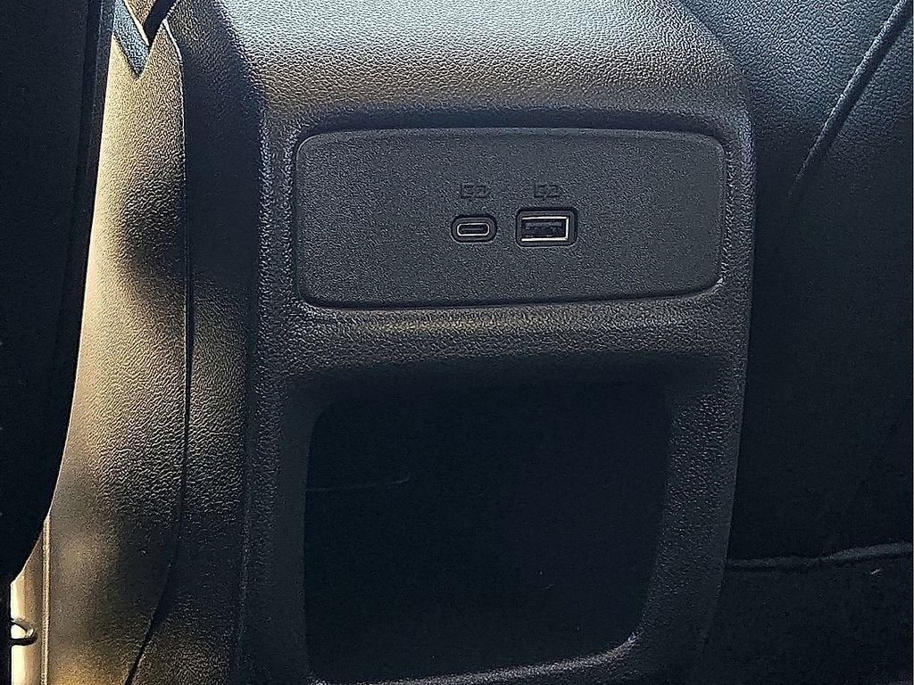 2025 Chevrolet Trax LT - Photo 11