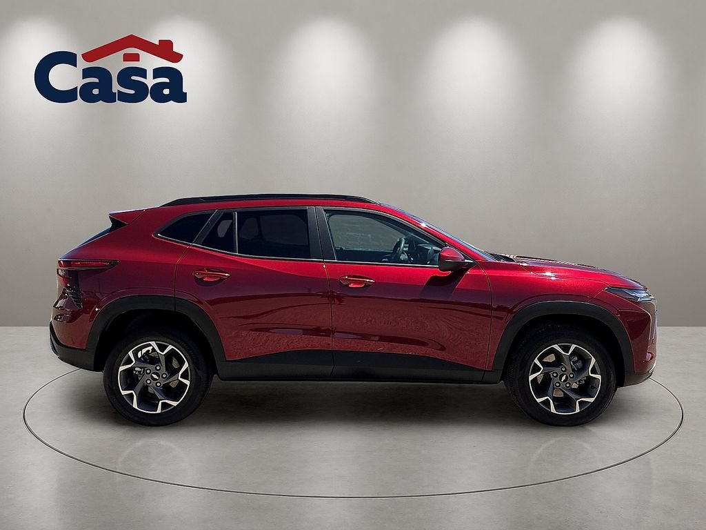 2025 Chevrolet Trax LT - Photo 6