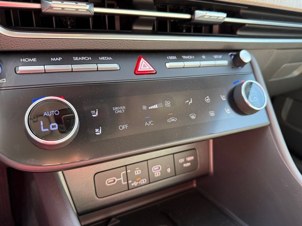 2025 Hyundai Sonata Hybrid Limited - Photo 7