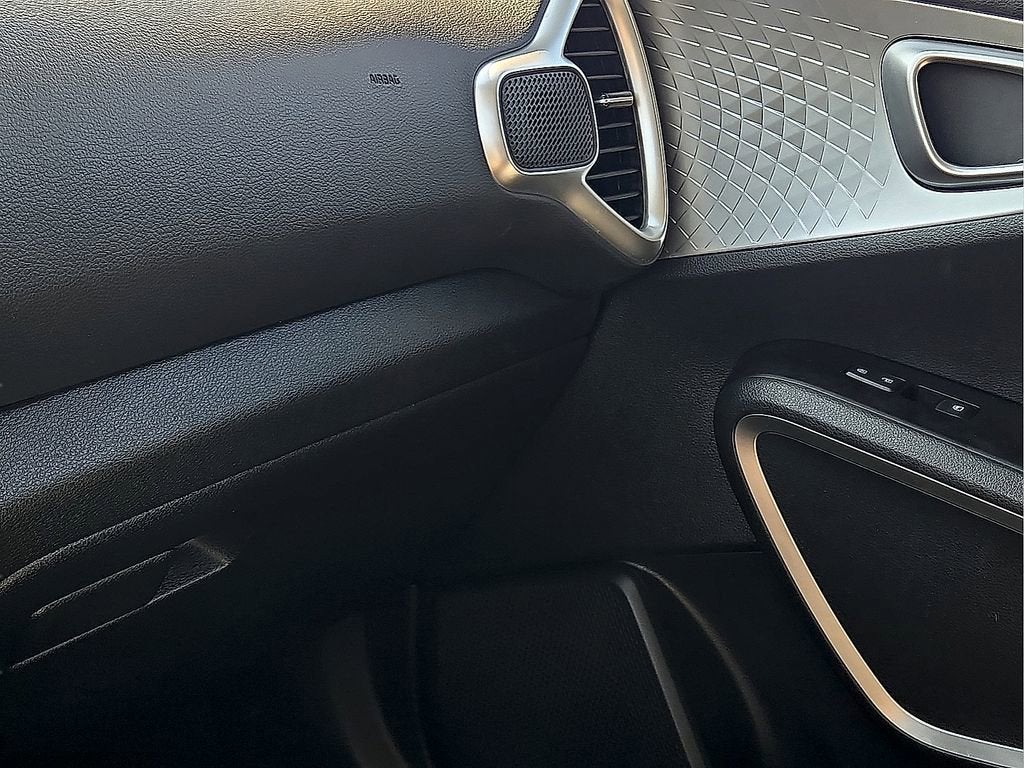 2025 Kia Soul LX - Photo 15