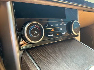 2023 Land Rover Range Rover SE