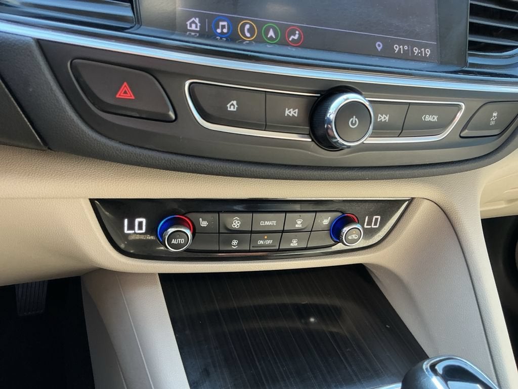 2019 Buick Regal TourX Essence