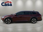 2019 Buick Regal TourX Essence