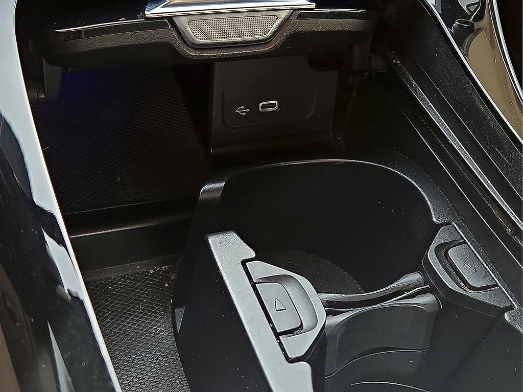 2022 Mercedes-Benz C-Class C 300